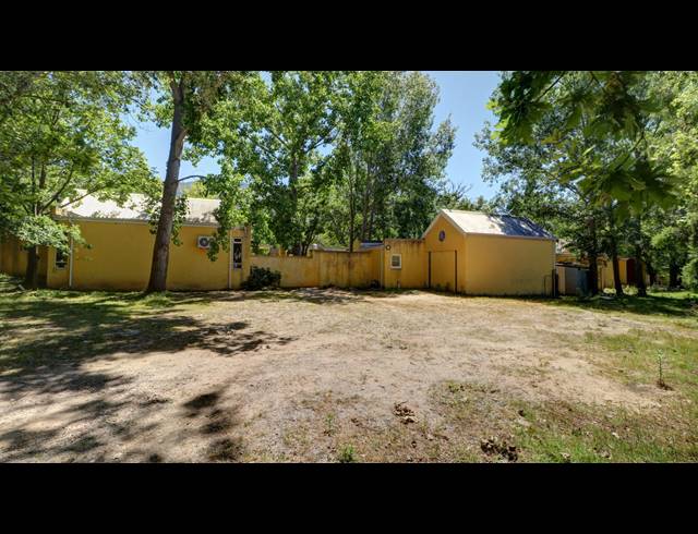 429M² BUILDING FOR SALE IN GREYTON